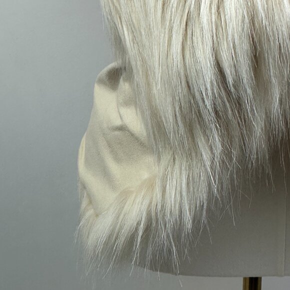 Simply Vera - Vera Wang - Front Stole Cream Faux Fur & Suede Vest - S/M - Picture 4 of 9
